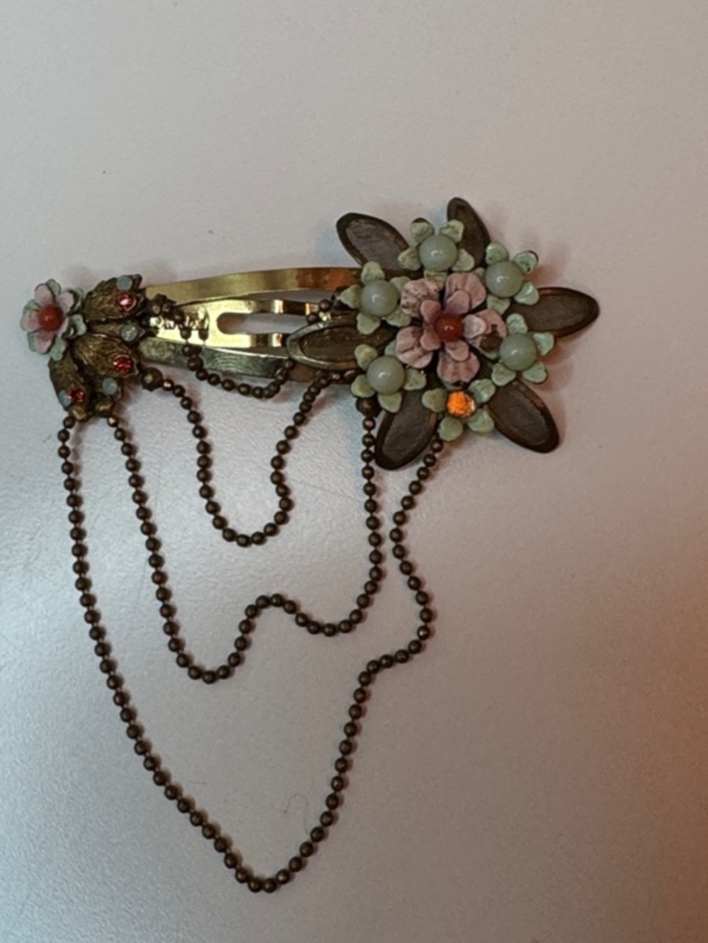 Rare Michal Negrin Floral Chain Hair Clip - Pastel flapper cosplay accessories